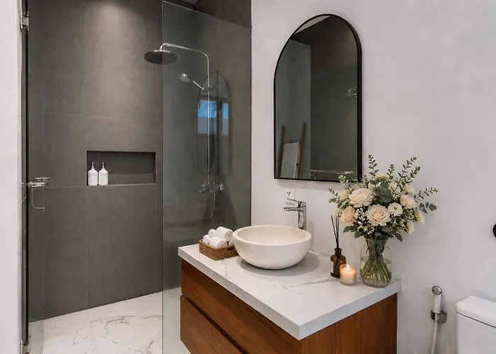 Lula 2br Canggu Private Pool & Rice Field Views بيت للعطل